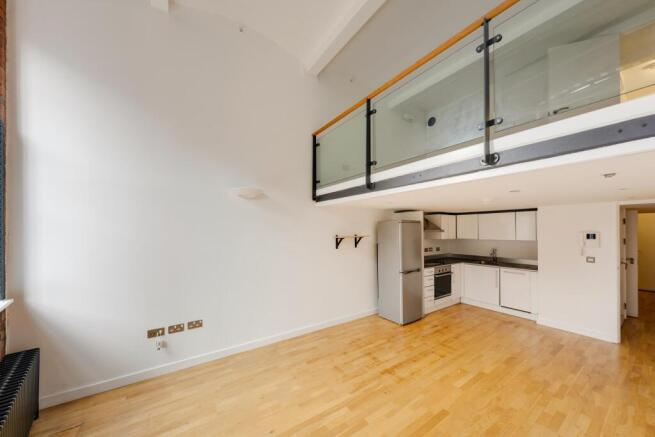 Kitchen ()