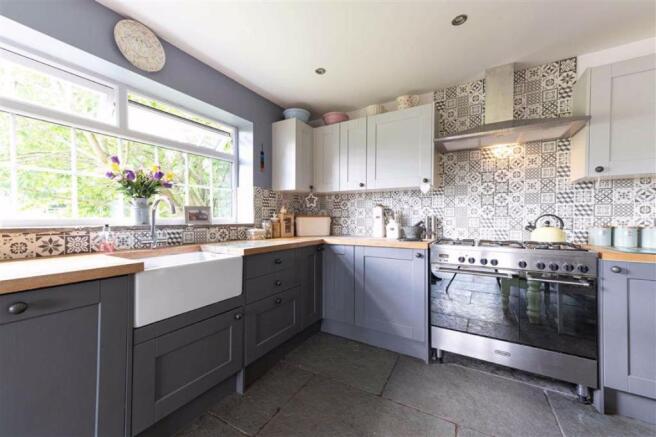 KITCHEN/DINING/FAMILY ROOM