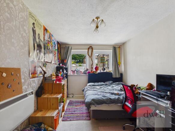 2 bed Flat for sale Image 6