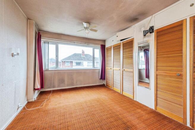 3 bed Semi-Detached for sale Image 11
