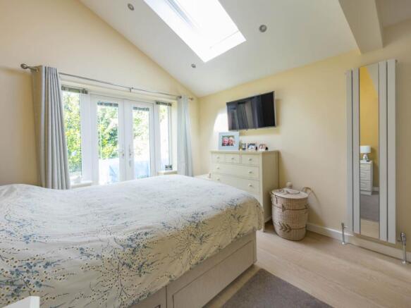 3 bed Detached Bungalow for sale Image 11