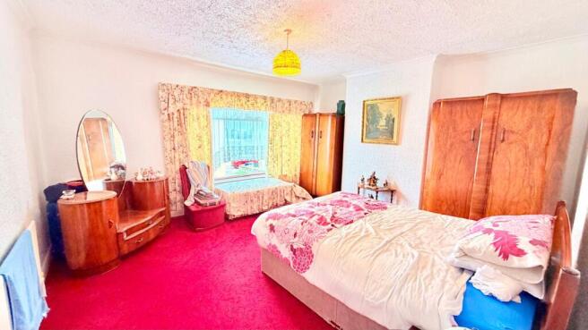 2 bed Terraced for sale Image 5