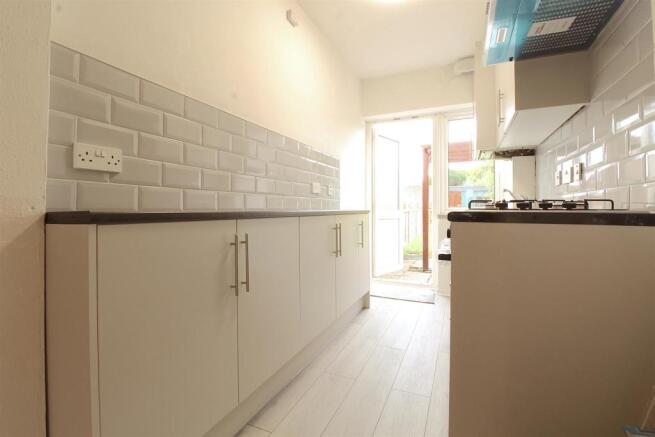 Kitchen.JPG