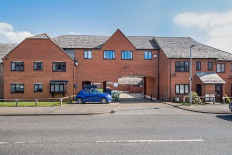High Street, Markyate, St Albans, AL3