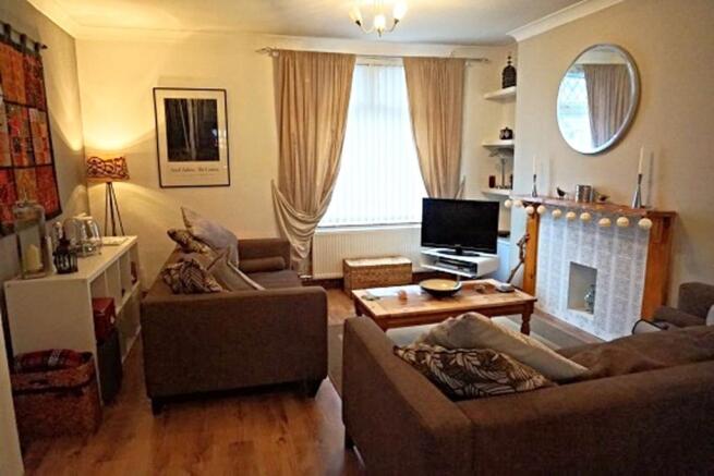 Lounge/Dining Room