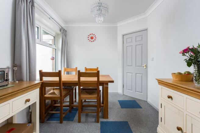 2 bed Detached Bungalow for sale Image 4