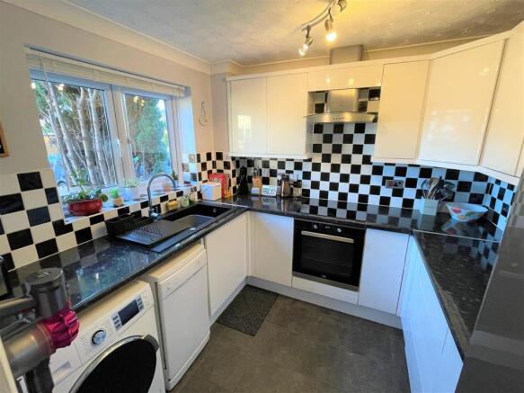 Kitchen.jpg