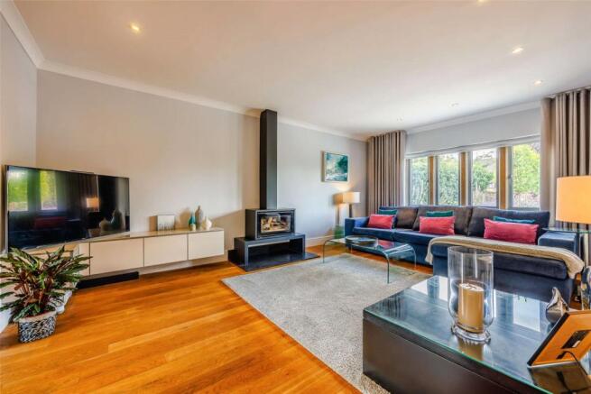 Large Sitting Room