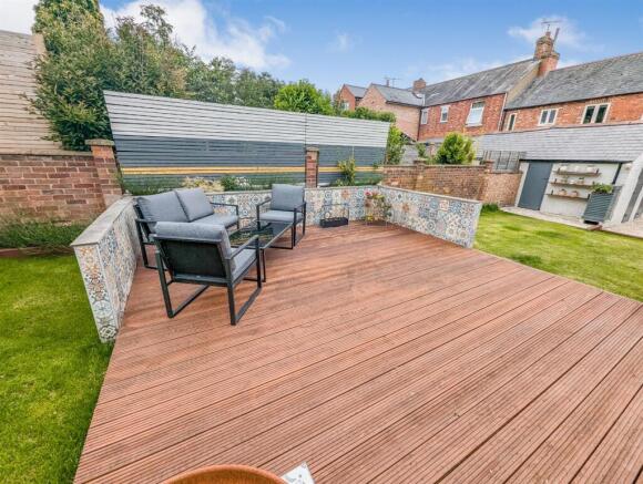 PXL_20250609_101318756.RAW-01.COVER.jpg