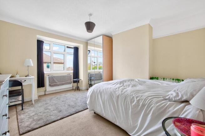 3 bed Semi-Detached to rent Image 7