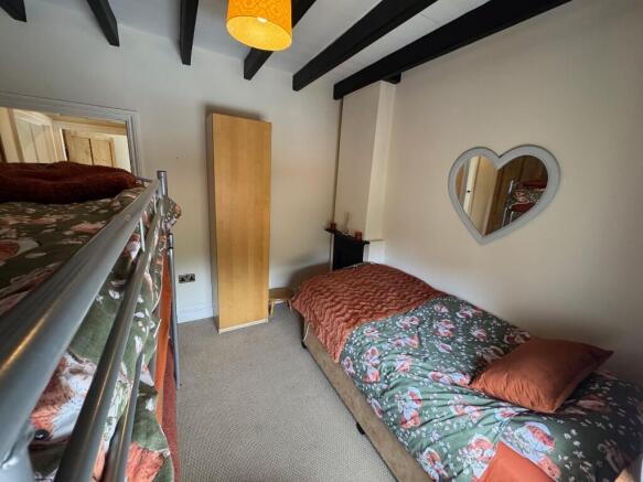 3 bed Terraced for sale Image 7
