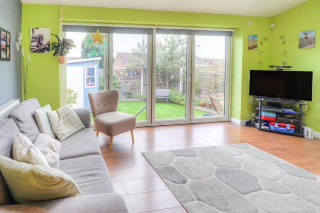 Sitting Room / Family Room