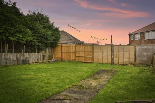 3 bed Semi-Detached for sale Image 12