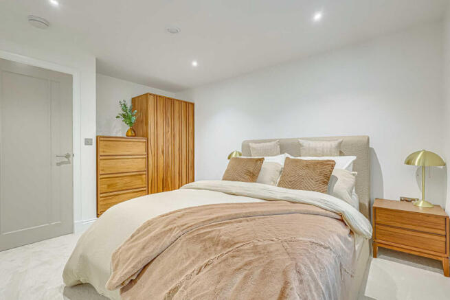 2 bed Apartment for sale Image 7