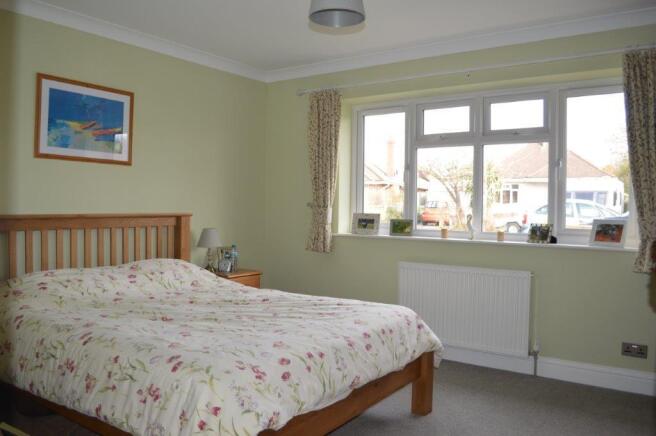 BEDROOM 2