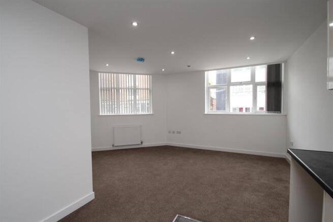 19 bed Block of Apartments for sale Image 8