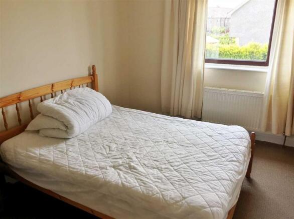 Bedroom (front)
