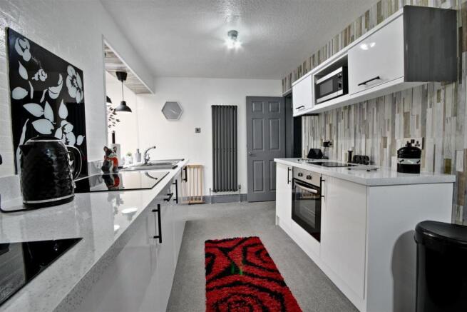 Kitchen/Breakfast Room