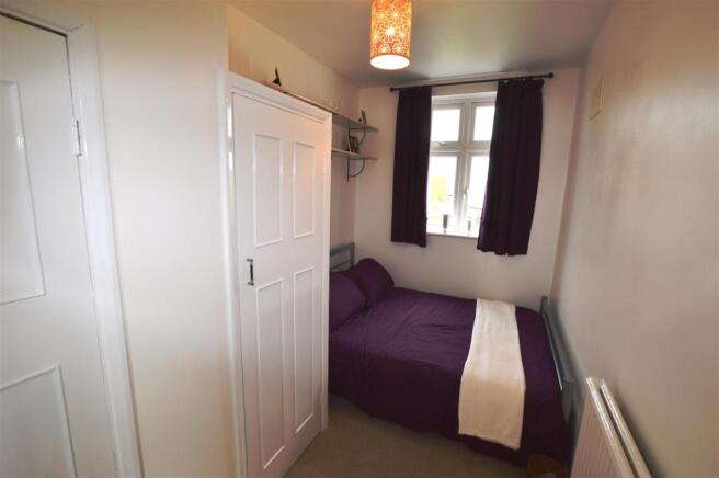 BEDROOM FIVE: