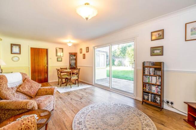 Lounge / Dining Room