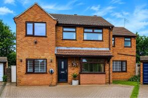 36, Falklands Close, Lincoln LN1 3XH