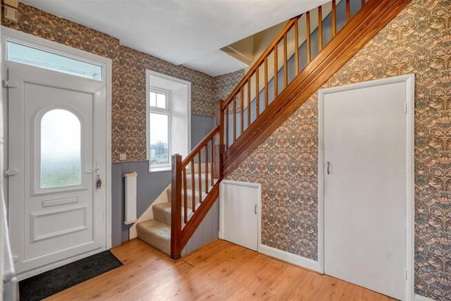 4 bed Detached for sale Image 4