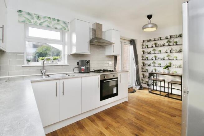 Kitchen/Breakfast