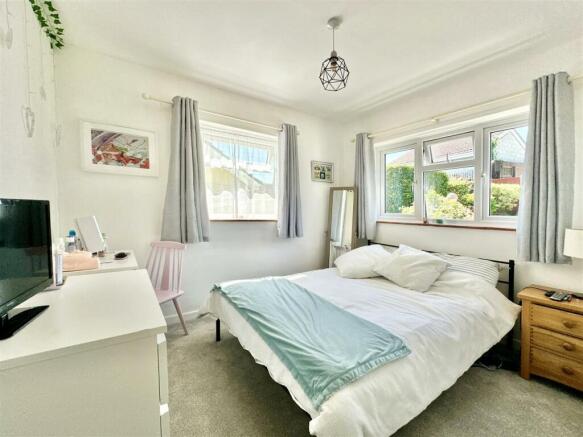 Bedroom  2.jpg
