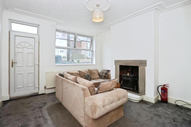 3 bed Terraced for sale Image 4