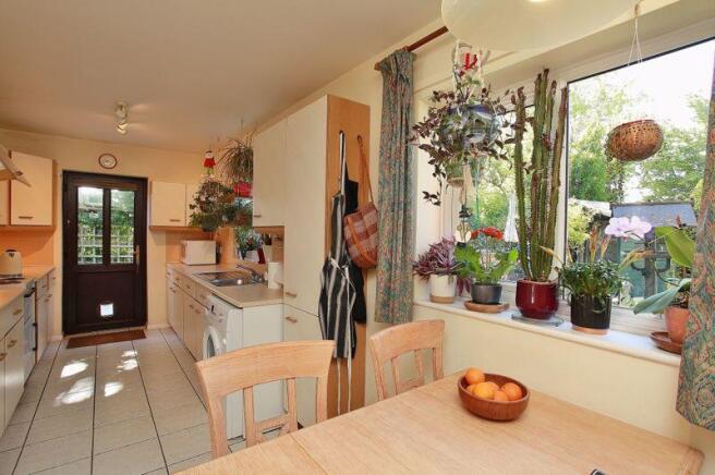 Kitchen/Breakf...