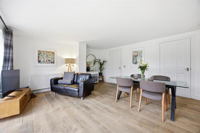 103_LARKFIELD_RD_LENZIE_012.JPG