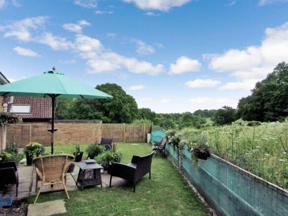 Side patio