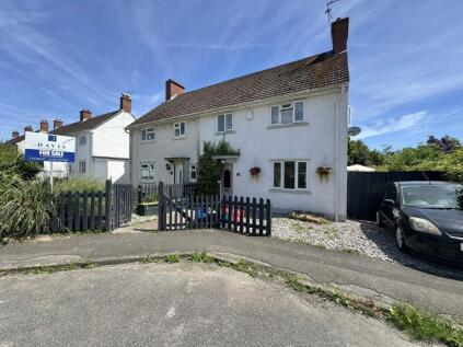 Caemawr Road, Caldicot, Mon. NP26 4EN