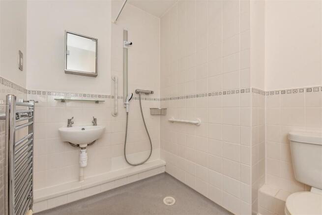 Shower Room En Suite
