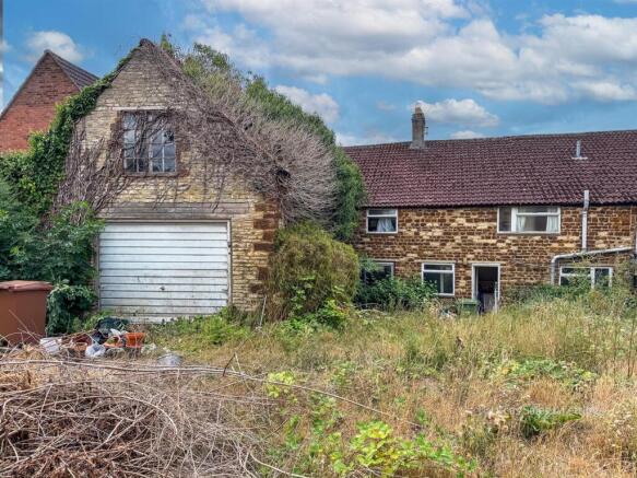 5 High St Finedon-24.jpg