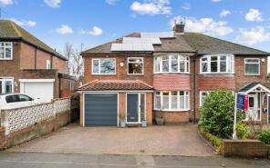 29, Clay Lane, Altrincham WA15 8PJ