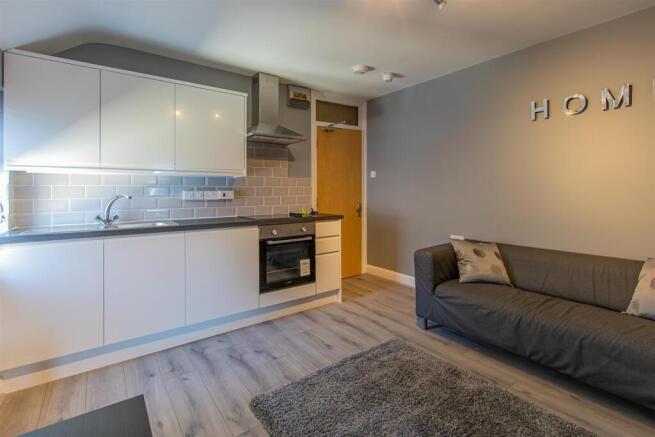 Ninian Road 13, 6-5.jpg