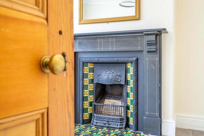 2 bed Terraced for sale Image 4