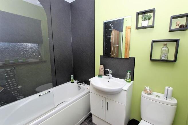 Bathroom Extra Photo