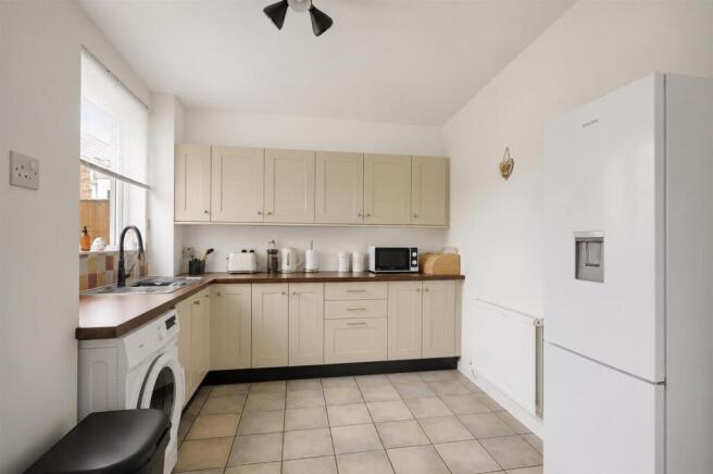 Kitchen_1.jpeg