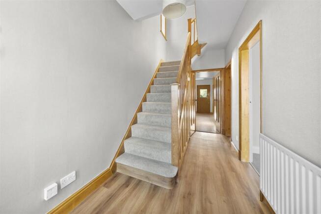 3 bed Semi-Detached for sale Image 5
