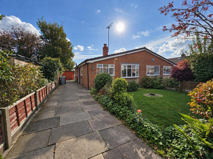 Manor Crescent, Middlewich