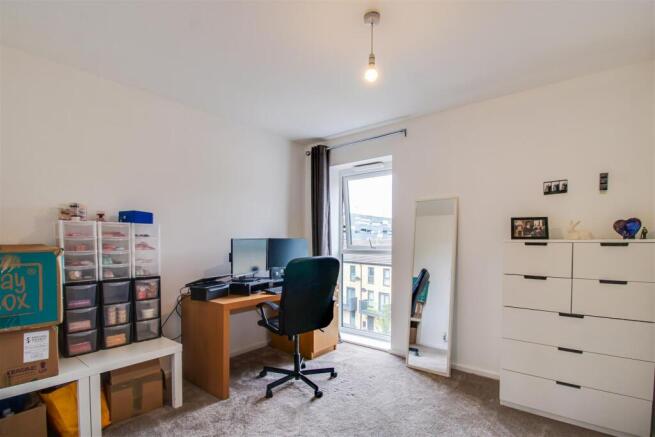 2 bed Apartment for sale Image 7
