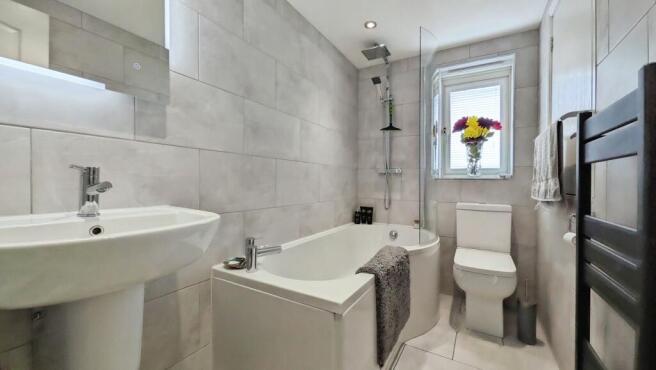 2 bed Semi-Detached for sale Image 7
