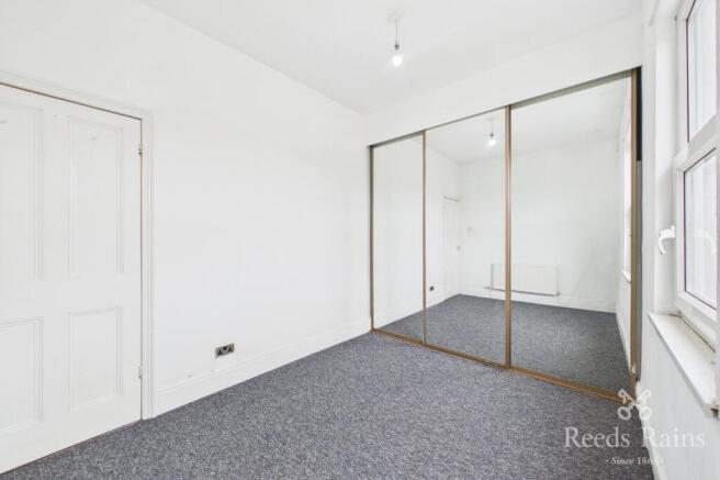2 bed Terraced for sale Image 12