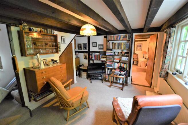 SITTING ROOM
