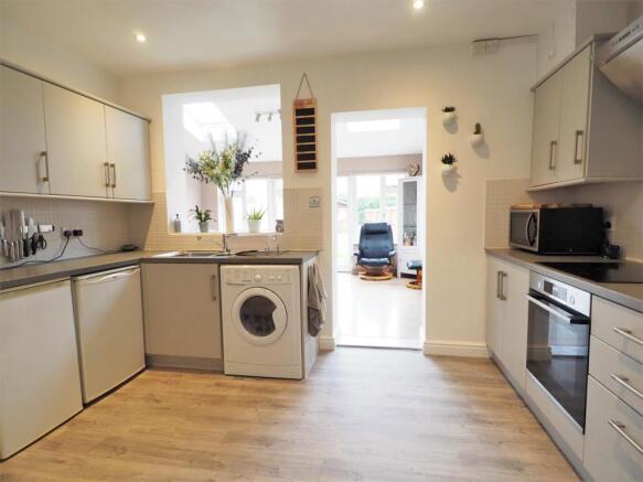 Kitchen Into Dining Room 591