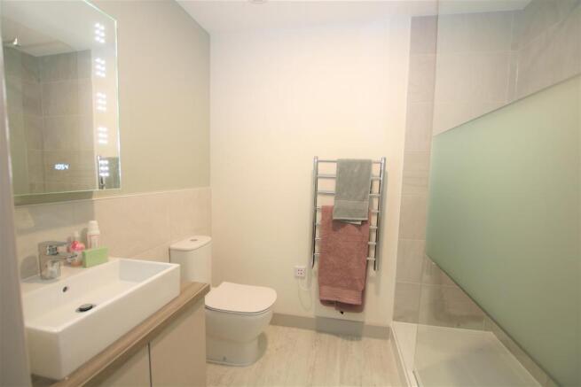 En Suite Shower Room
