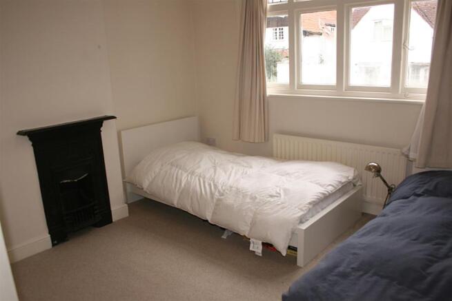 bedroom2.JPG