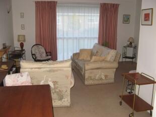 Lounge 1